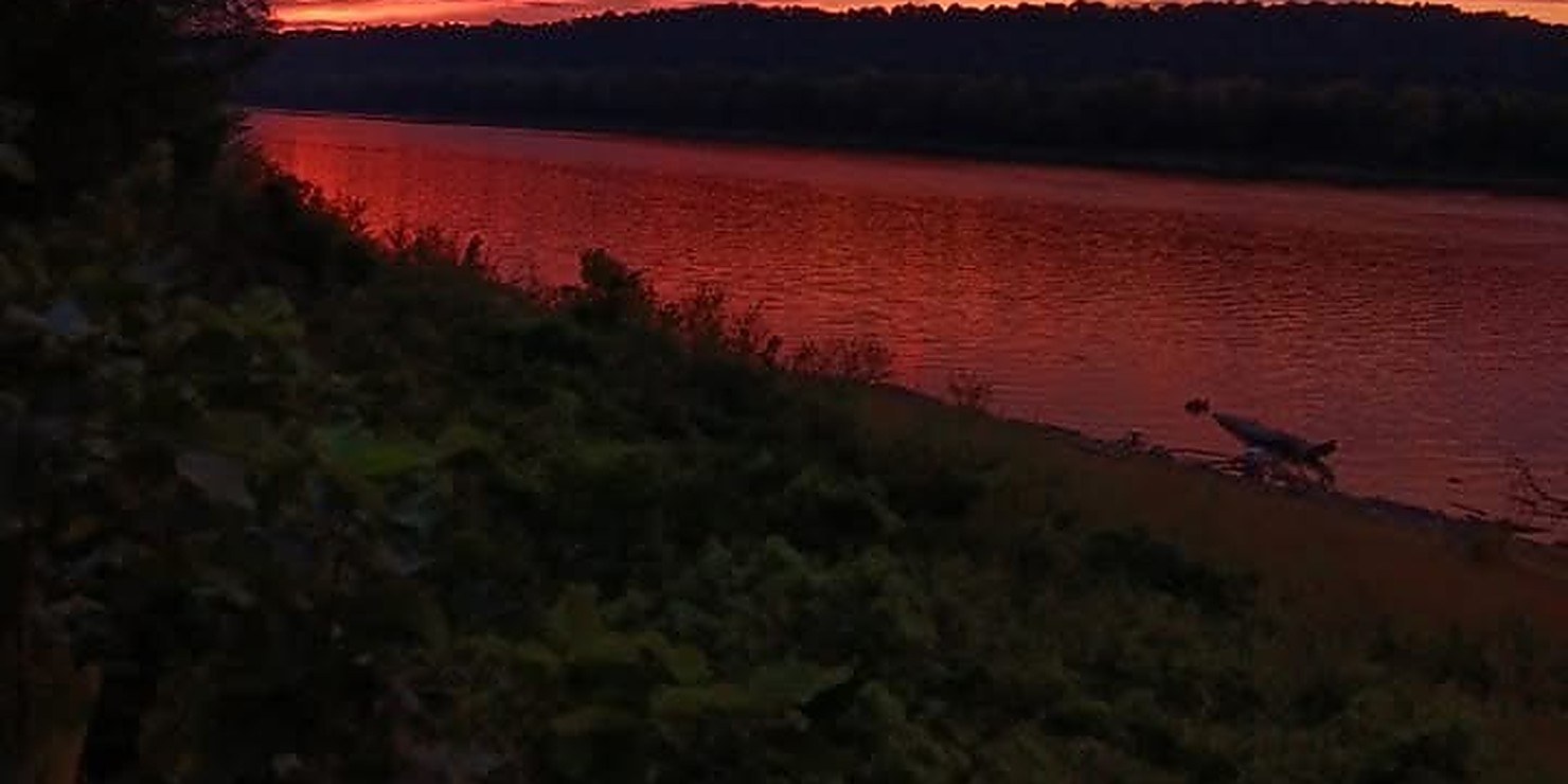 Evening light on the Ohio River